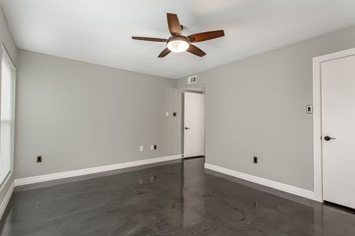 13109 Burninglog Ln, Dallas, TX 75243-2127