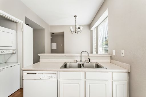 2002 N Fitzhugh Ave, #1, Dallas, TX 75204-4665