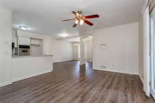 7445 Brentcove Circle, Dallas, TX 75214-1806