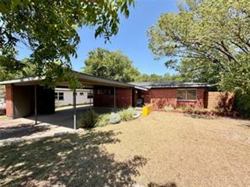 2223 Forest Oaks Dr, Dallas, TX 75228-5315