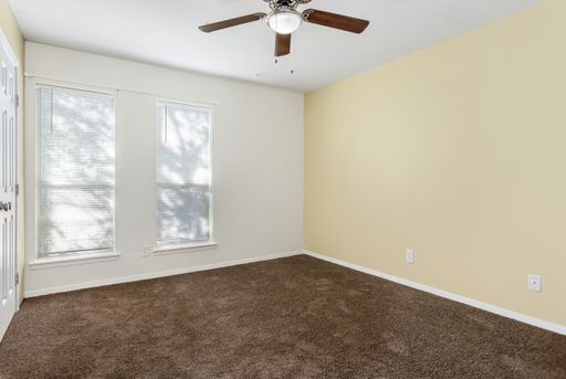 5904 Sandhurst Ln Apt 246, Dallas, TX 75206-4753