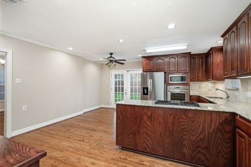 6219 Penrose Ave, Dallas, TX 75214-3041