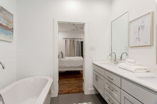 5602 Lindell Ave Unit C, Dallas, TX 75206-8702