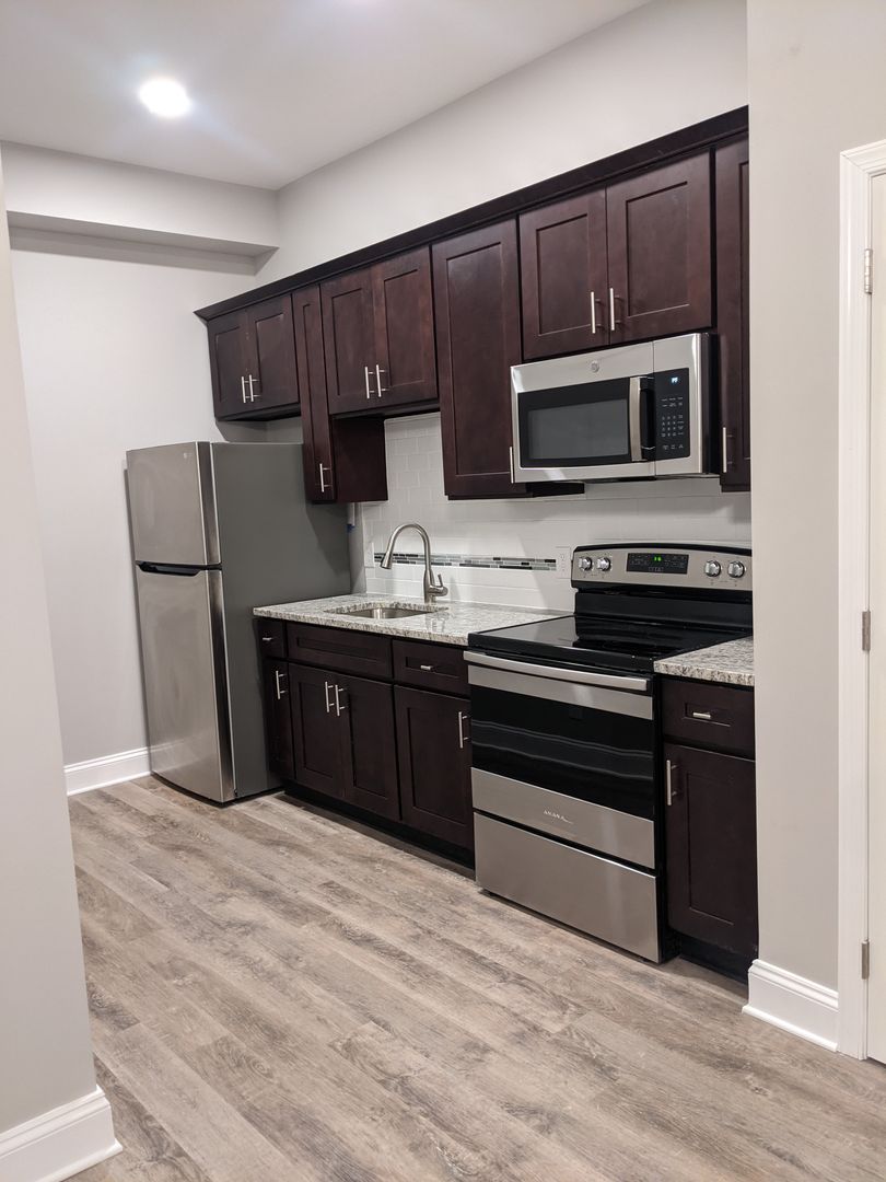 Bethlehem Apartment: 134 E.Broad St