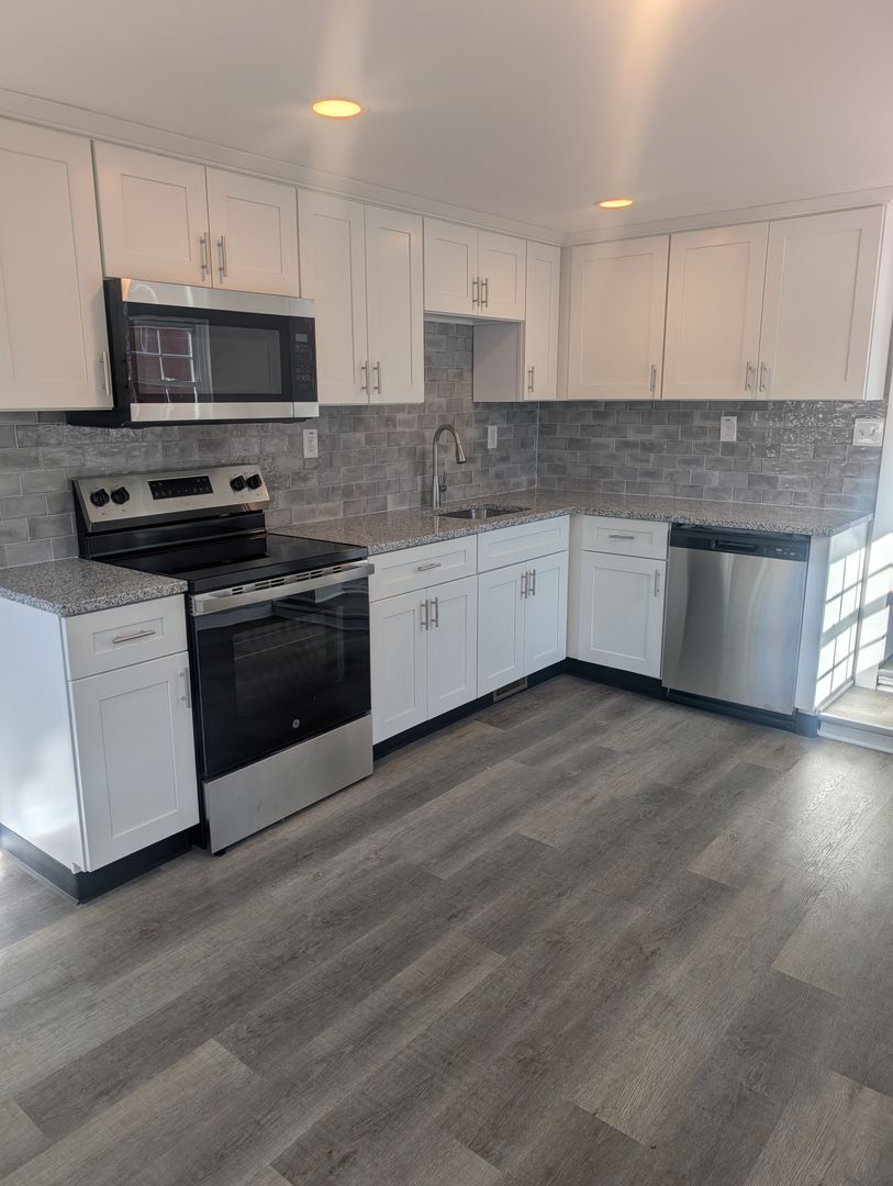 Bethlehem House: 416 E. Laurel St.