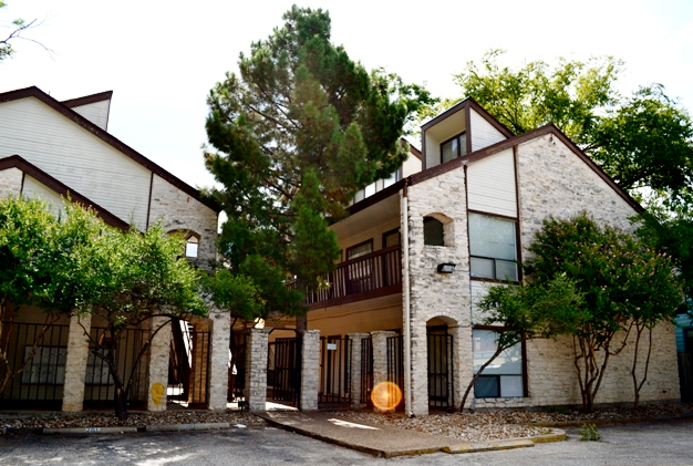 Austin House: 2815 Rio Grande 107 - Gazebo 107