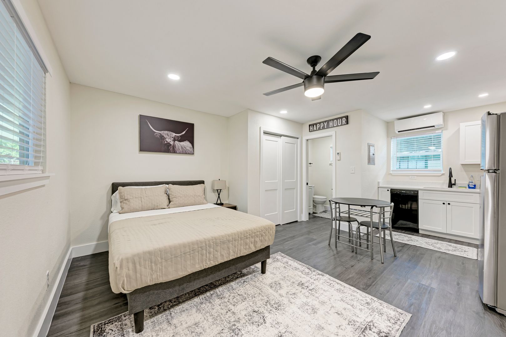 Austin House: 2302 Leon #10