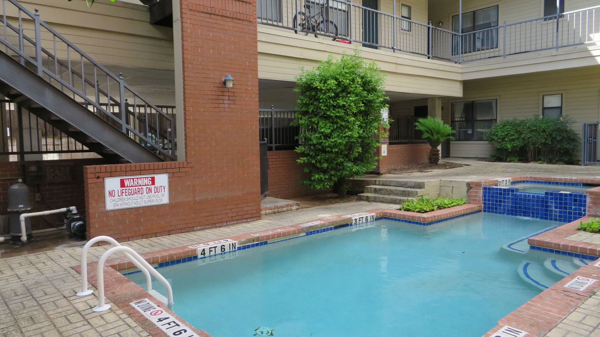 Austin Condo: 106 East 30th