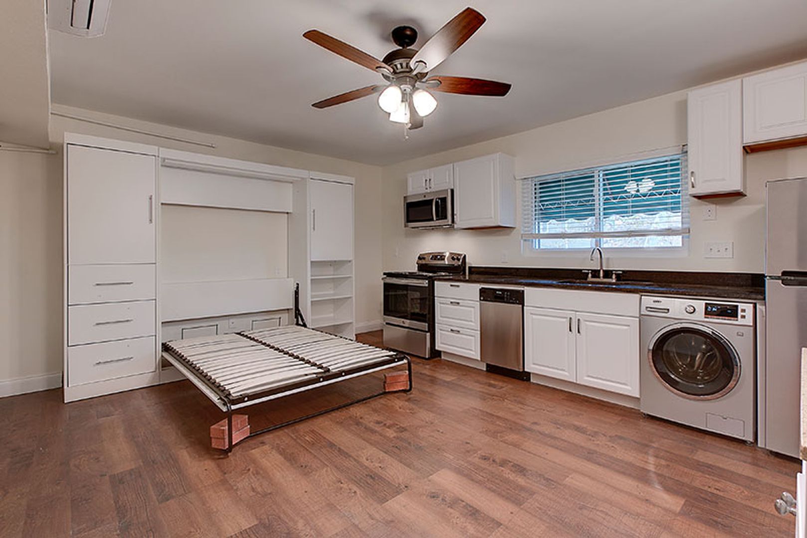 Austin Apartment: 306 E 30th st