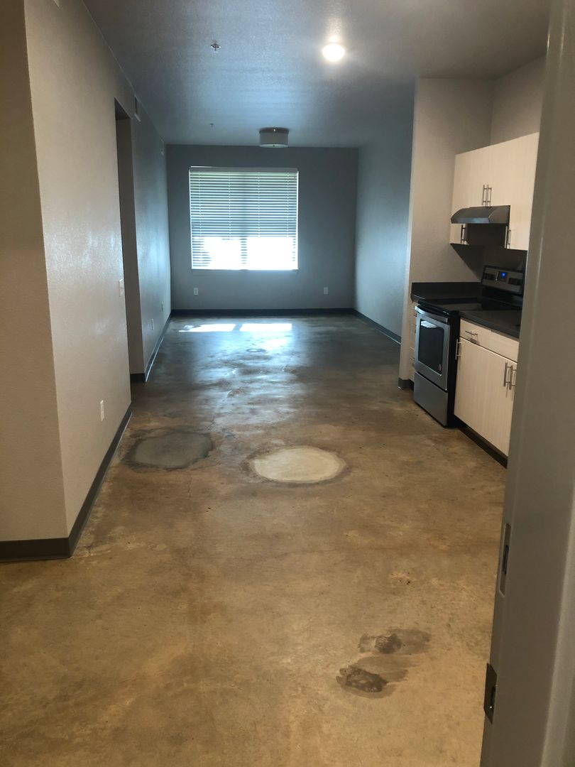 Fort Collins Apartment: 808 W. Prospect Rd