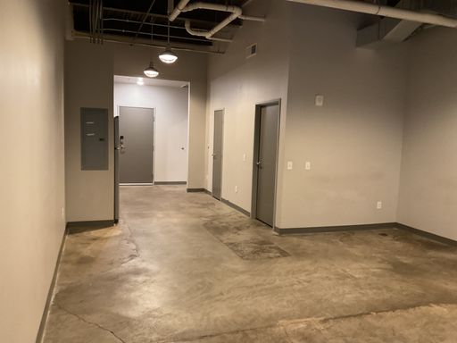 Beautiful Studio near CSU! – photo 1