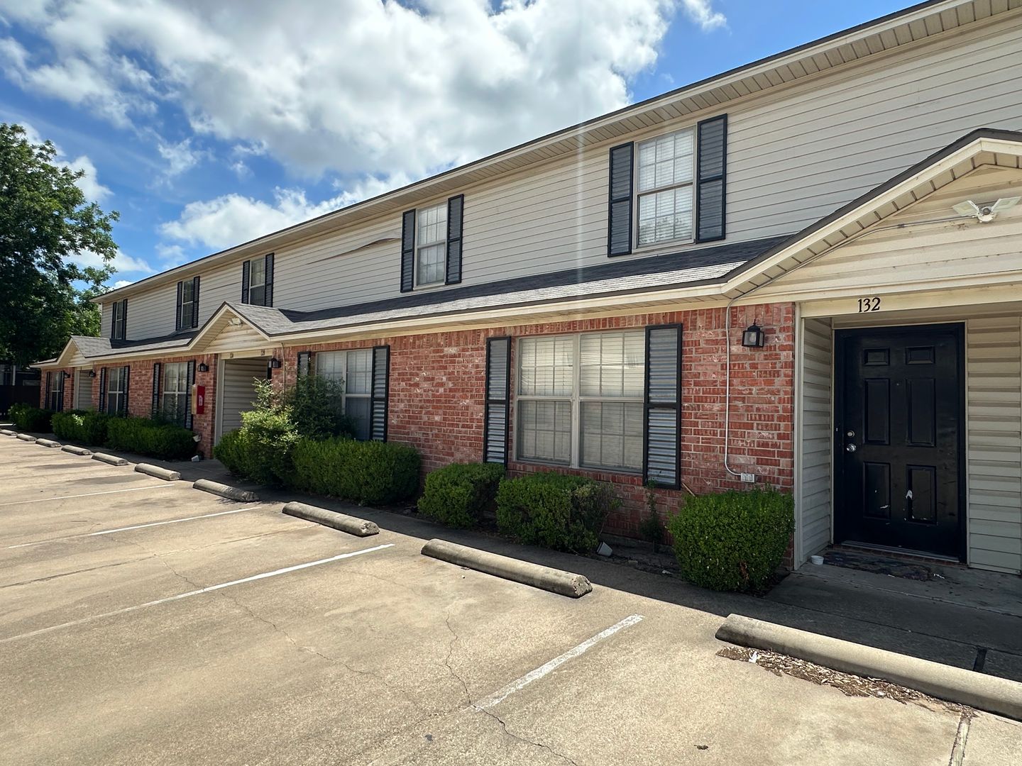 Waco Townhome: 2010 S 11th St - 136