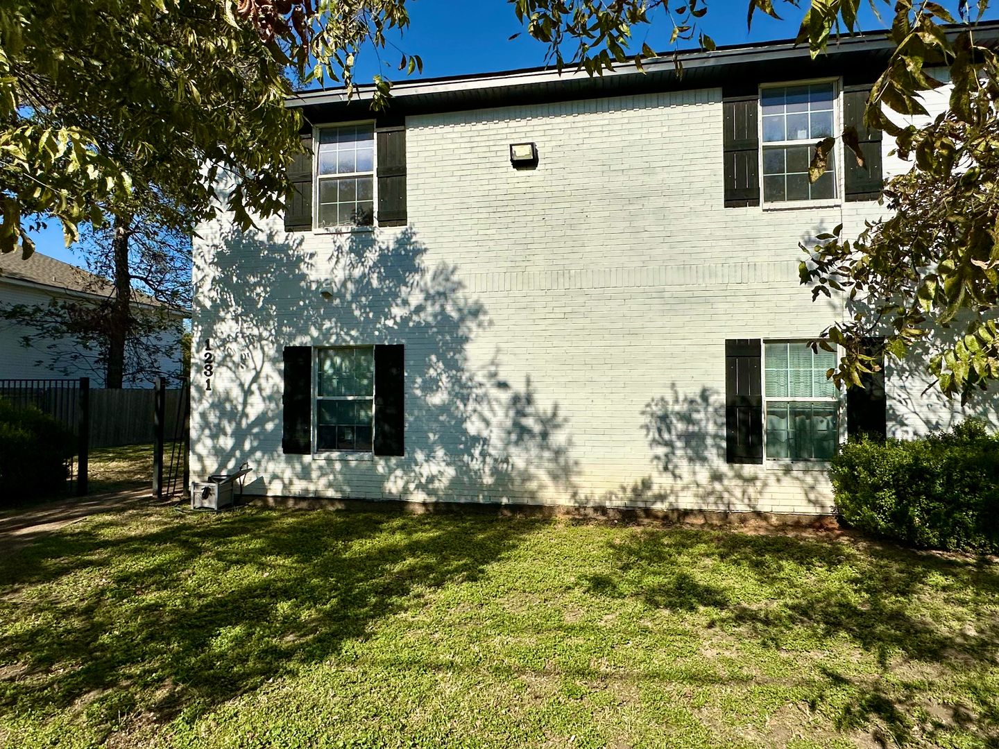 Waco Apartment: 1231 Wood Ave.