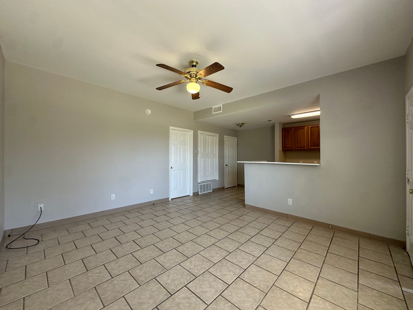 Waco Apartment: 2021 S 3rd St