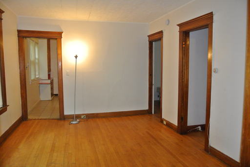 3 Bedroom at 164 Redfield Pl – photo 1