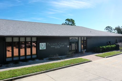 Executive Office for Rent – photo 1