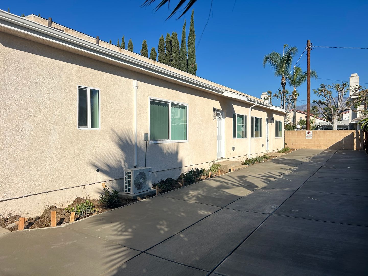 Temple City Apartment: 10855 Freer St.