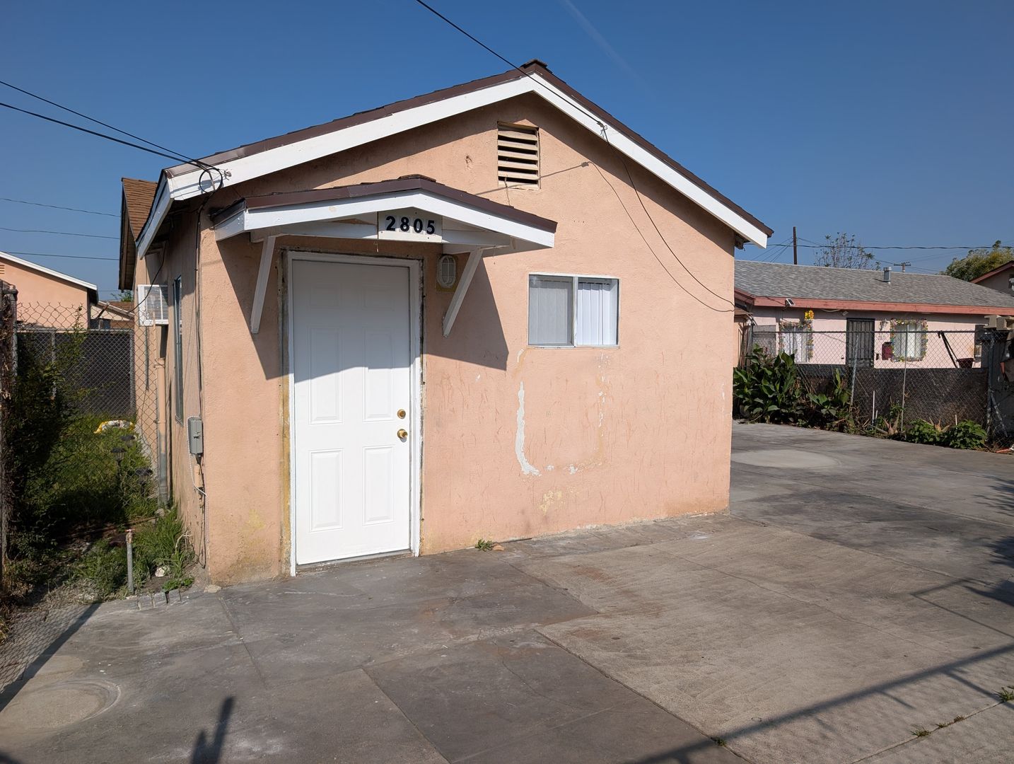 El Monte Apartment: 2805 Meeker Ave.