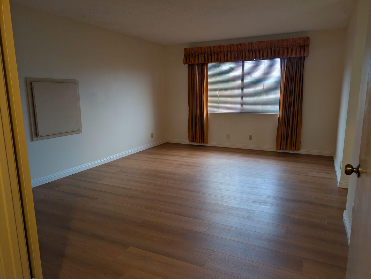 Montebello House: 926 W. Alfred Pl.