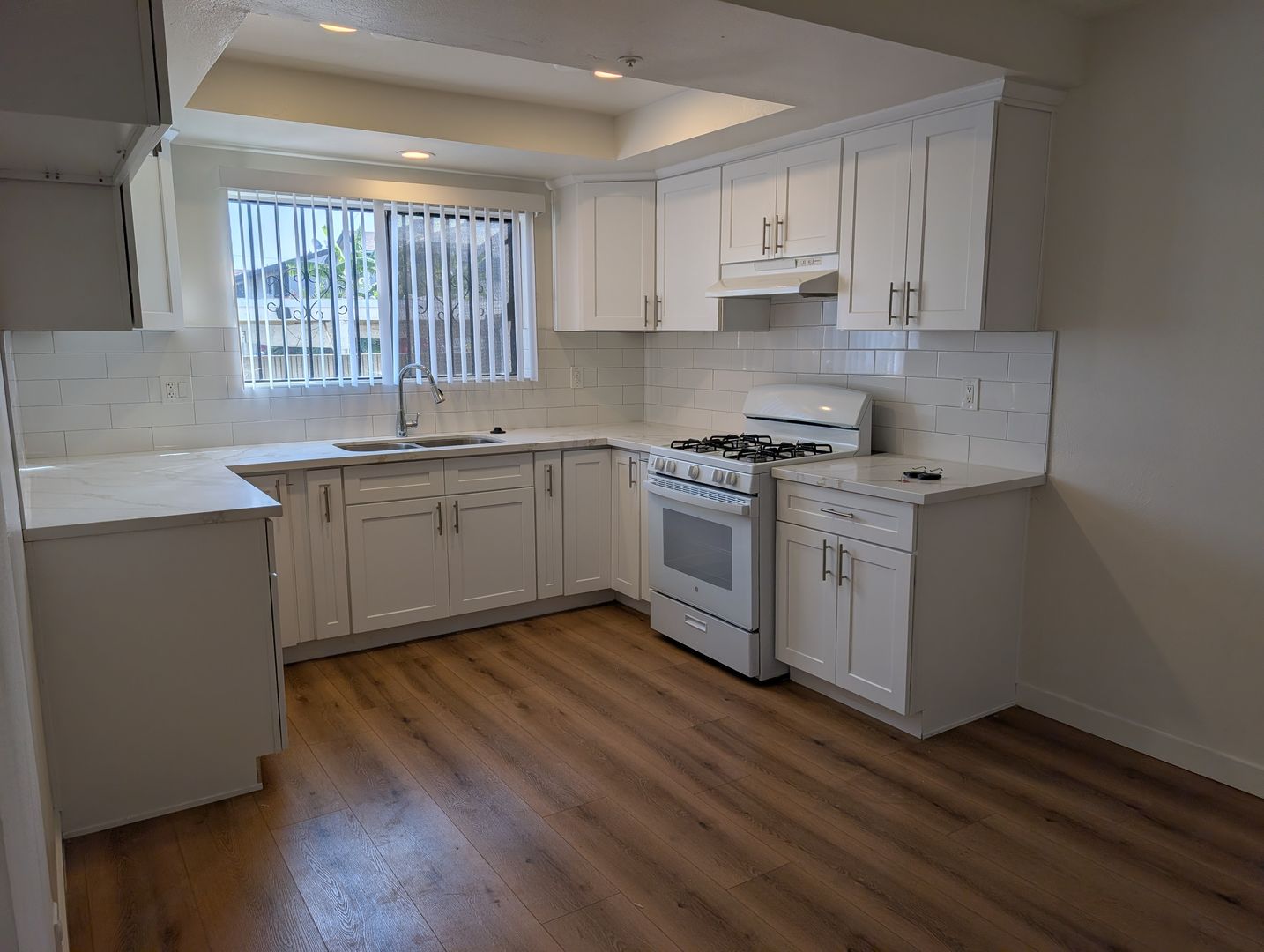El Monte Apartment: 2120 Mountain View Road