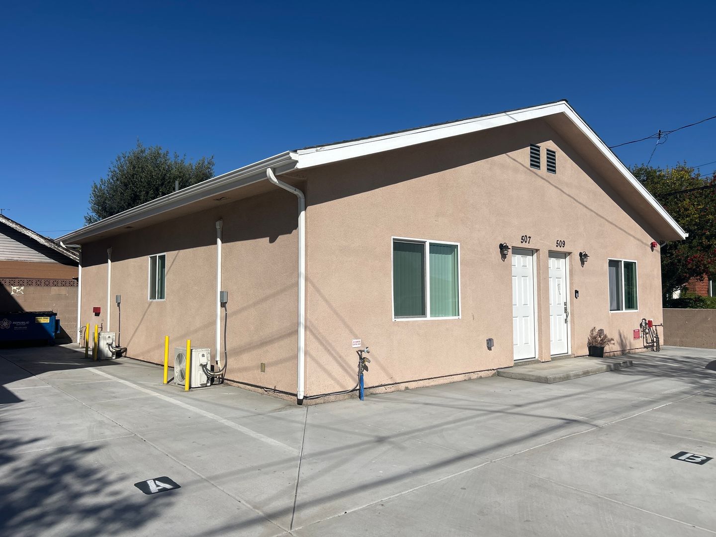 Alhambra Apartment: 505 - 509 W. Linda Vista Ave.