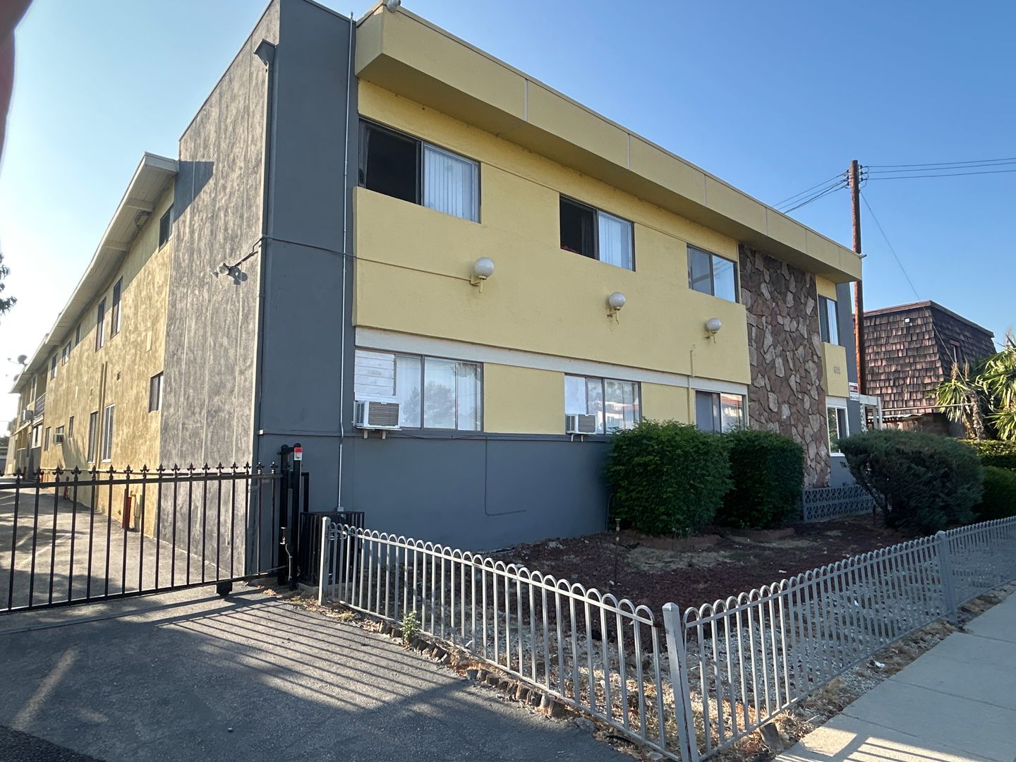 Monterey Park Apartment: 611 N. Alhambra Ave.