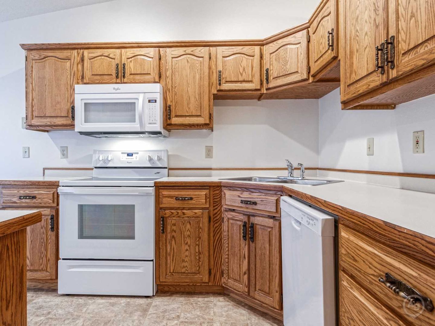 Fargo Apartment: 1433 30th Avenue South