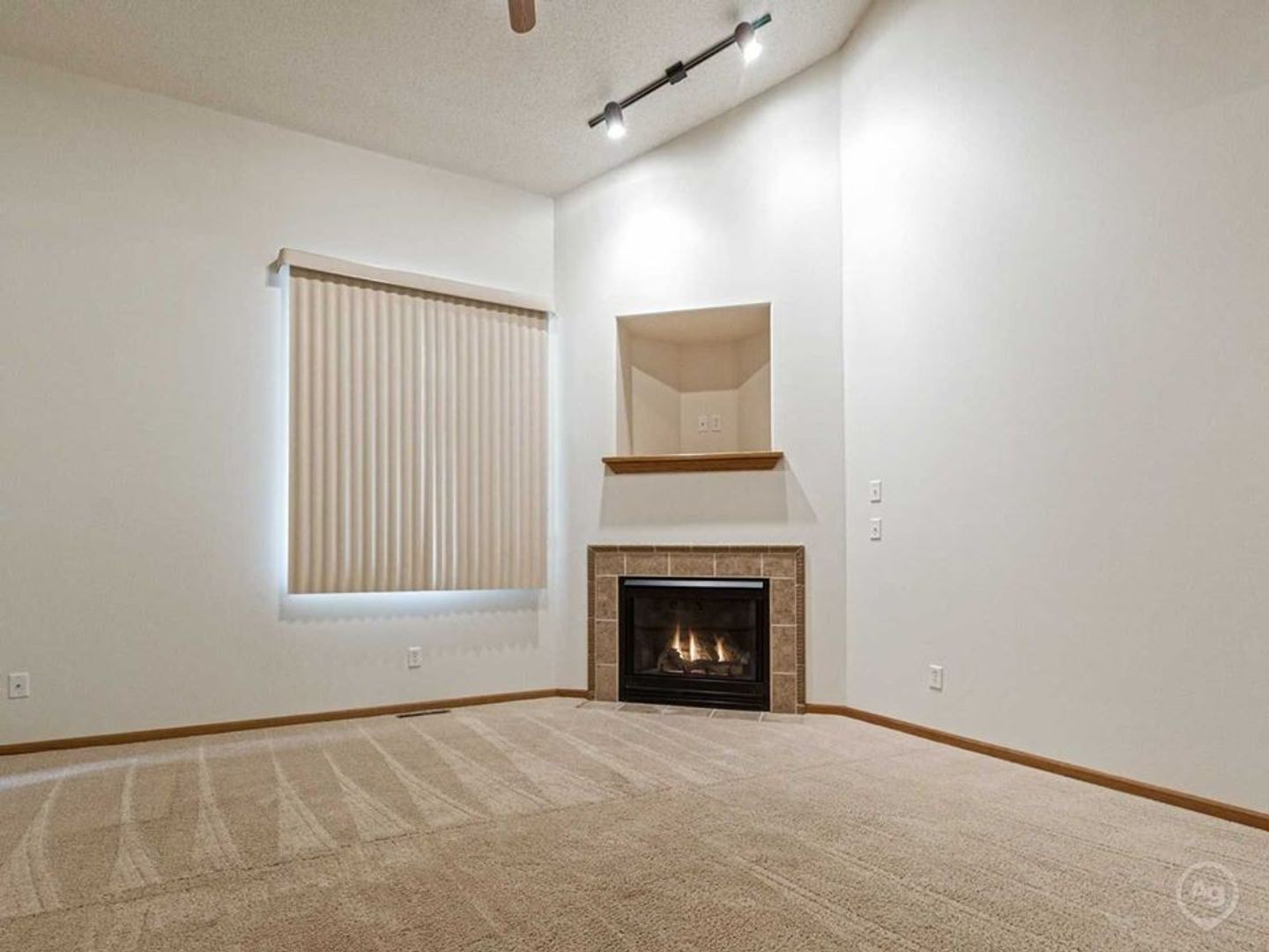 West Fargo Apartment: 1933 Sheyenne Street