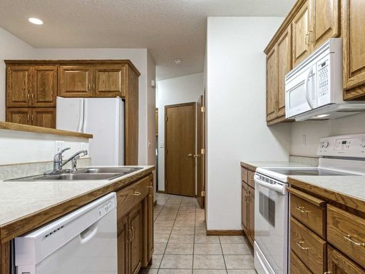 1905 Sheyenne Street, Unit# A – photo 1