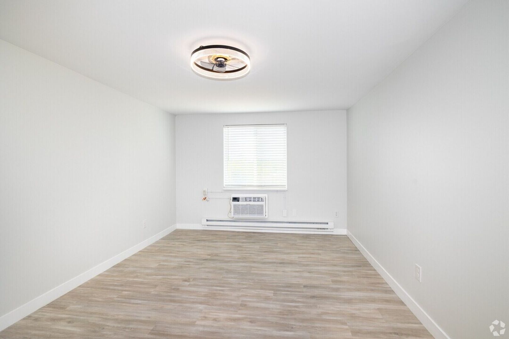 Arvada Court Apartments 3 of 4