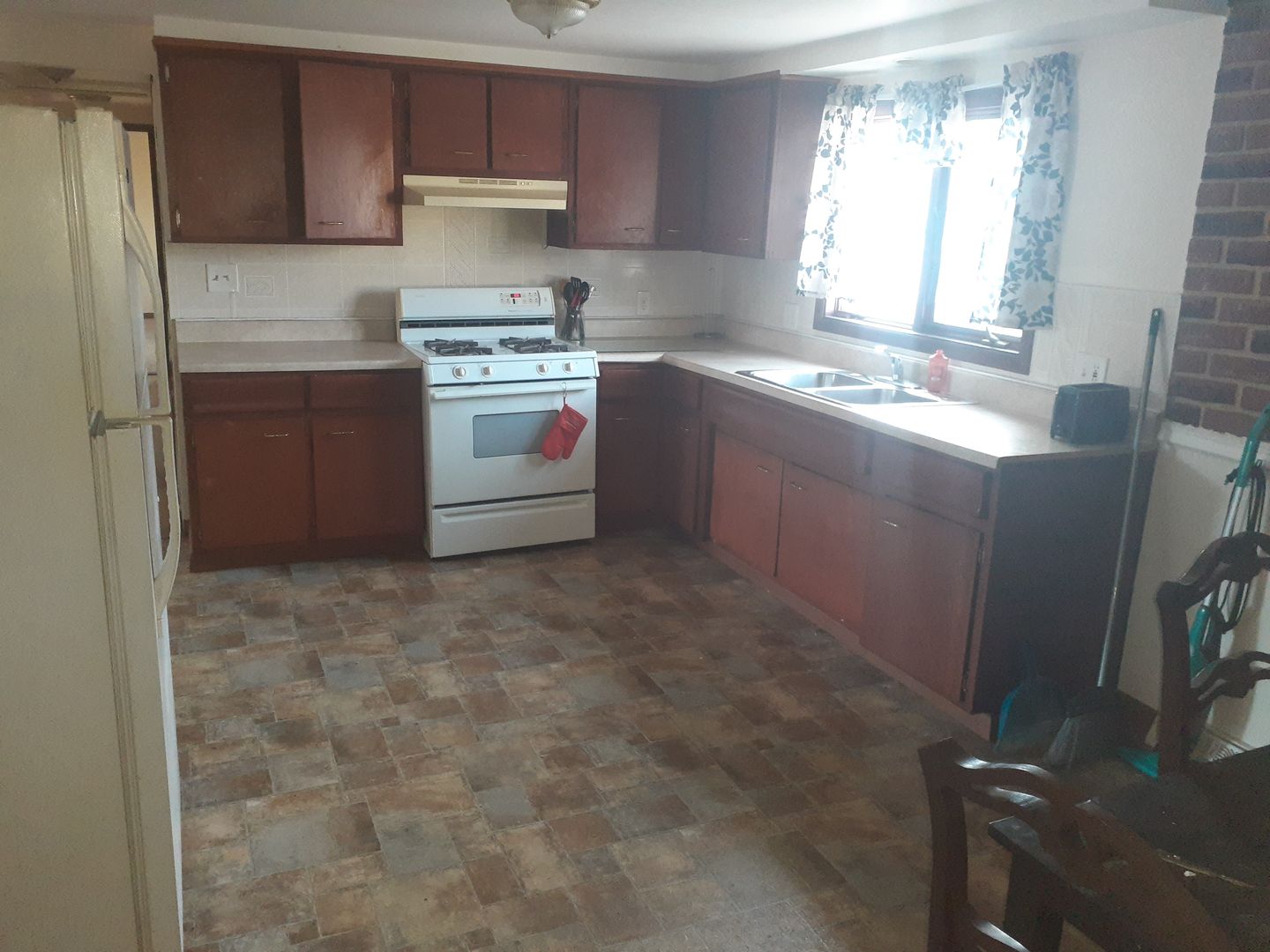 buffalo Apartment: 16 pine ridge
