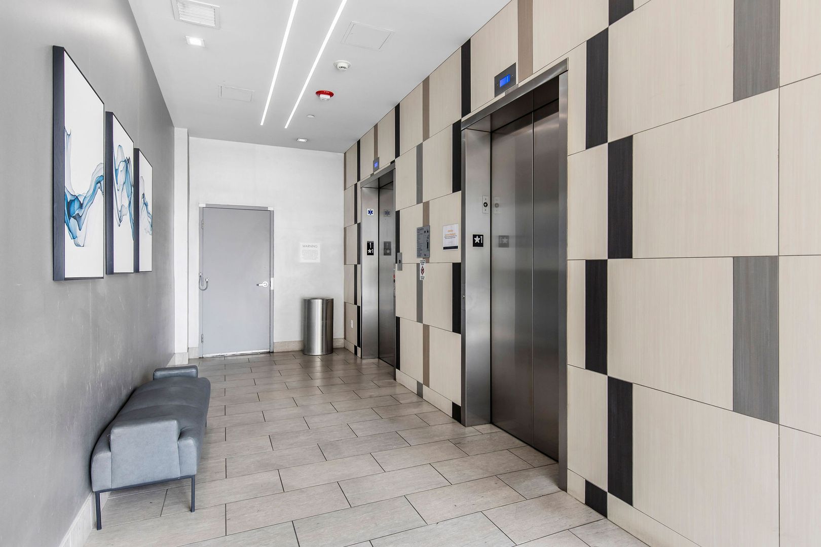 Lobby at SevenWest (3 of 7)