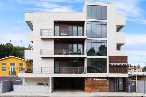 The Modern LA: Spacious 1bed|1bath ~ Silver Lake ~ Parking Included – photo 1