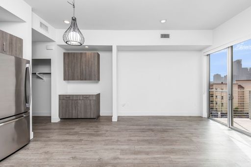 Seven West DTLA: Contemporary Jr. 1bed|1bath ~ Parking included ~ DTLA – photo 1