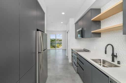 Discover Modern Elegance at Bradley 43: Your Urban Oasis – photo 1