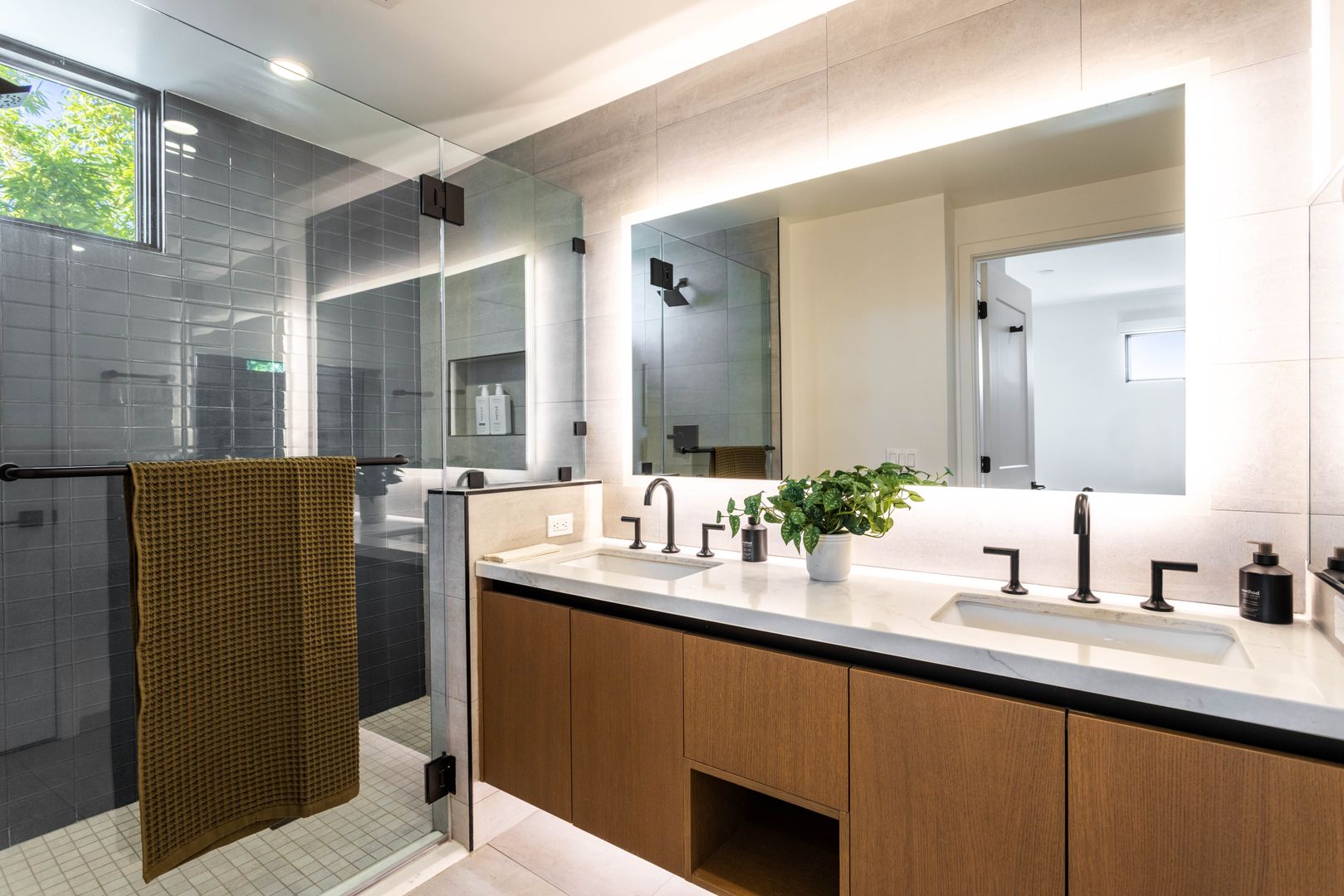 The Estelle | BREF3 1333 ORANGE GROVE LLC 10 of 24