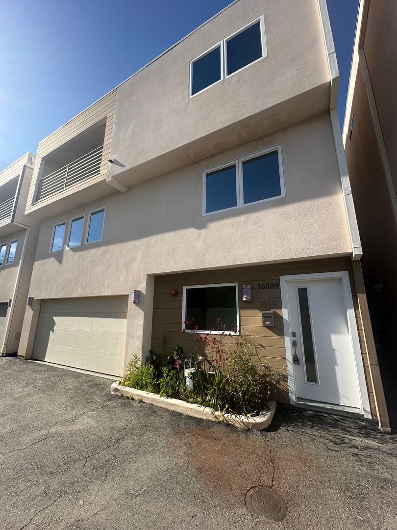 Spacious & Modern Tri-Level Townhome | 3 Bed, 2.5 Bath with Private Balcony 2 of 12