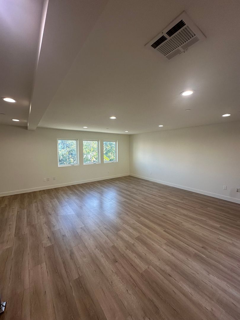 Spacious & Modern Tri-Level Townhome | 3 Bed, 2.5 Bath with Private Balcony 11 of 12