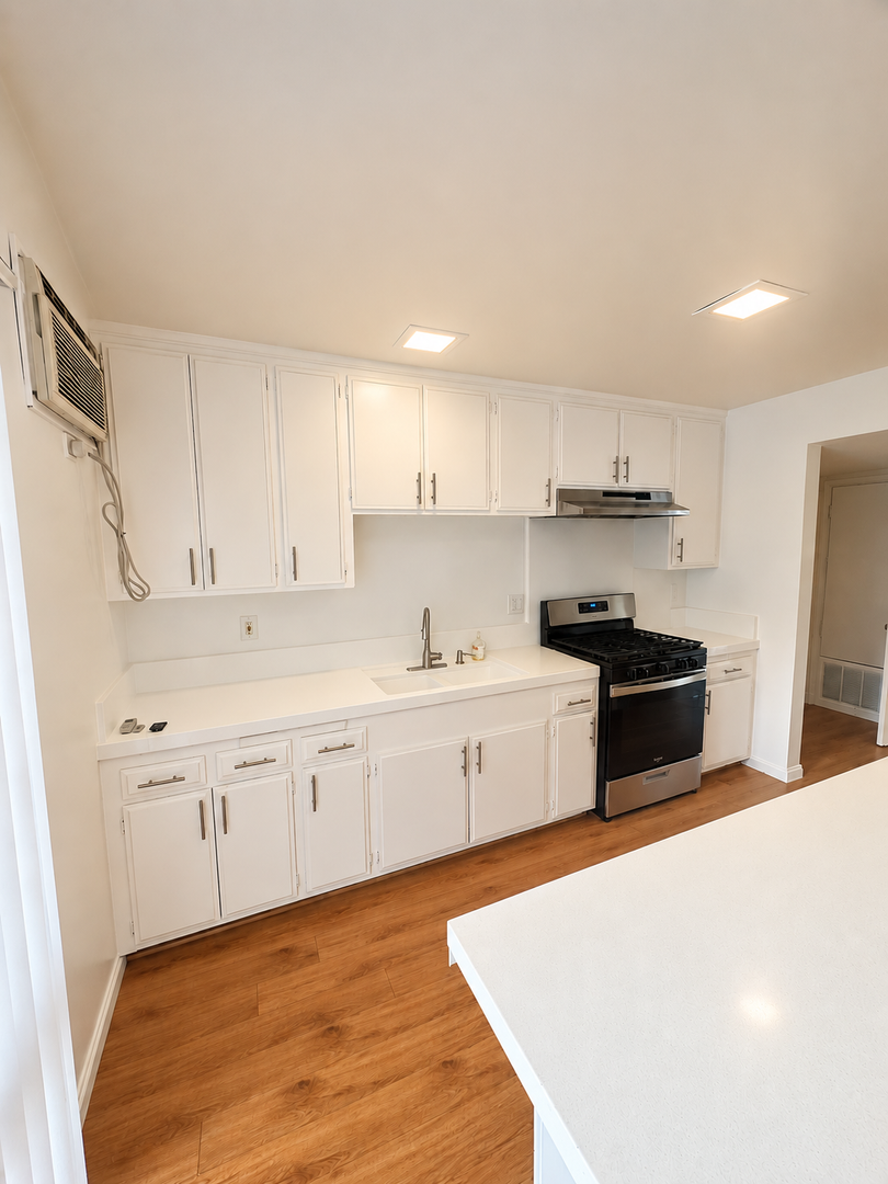 511 N Kenmore Ave 6 of 12