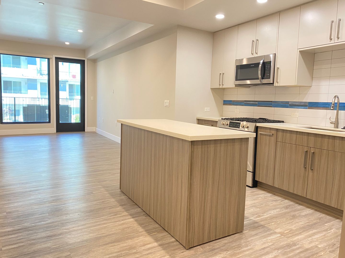 5550 Bonner LLC 2 of 18