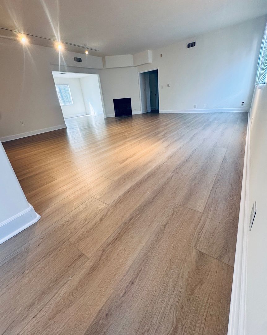 Los Angeles Apartment: 317 S Hamel Rd