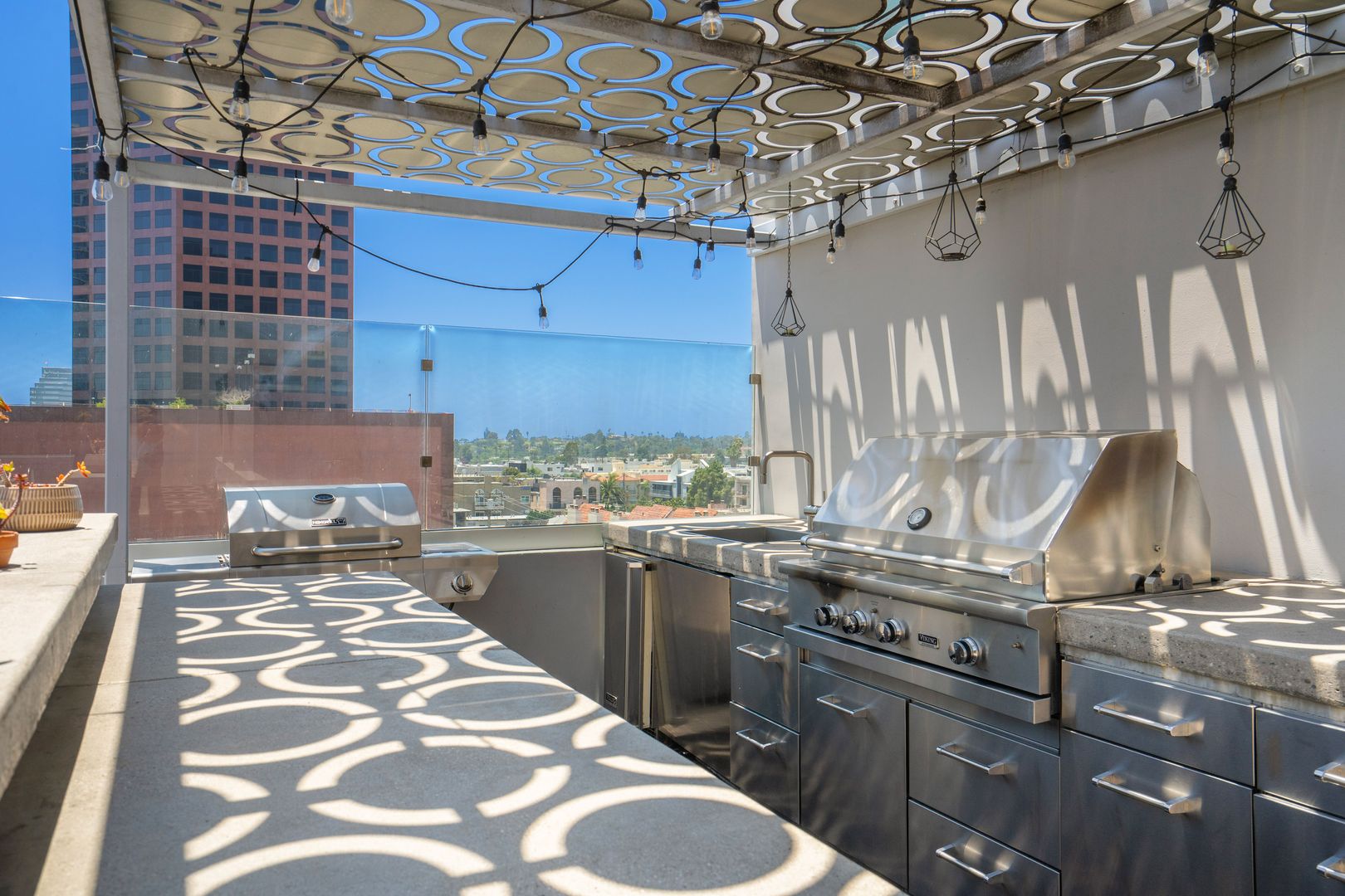 Grill area at The BW (3 of 3)