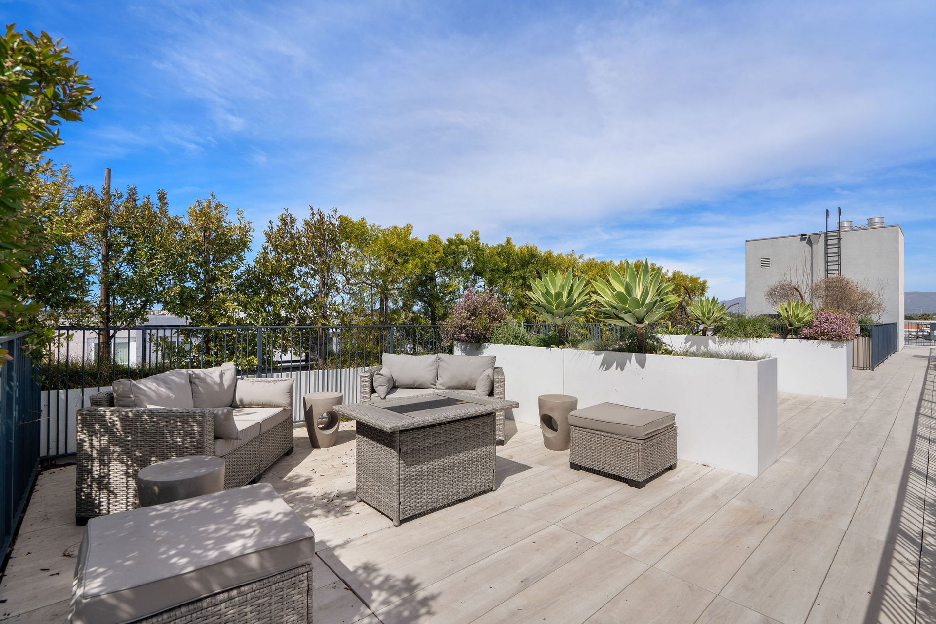 Roof deck at 5550 Bonner LLC (1 of 2)