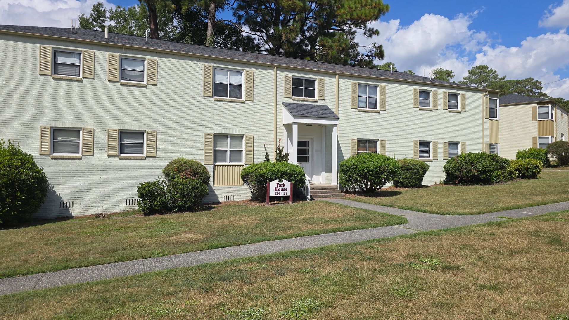 Columbia Condo: 4600 Ft Jackson #124