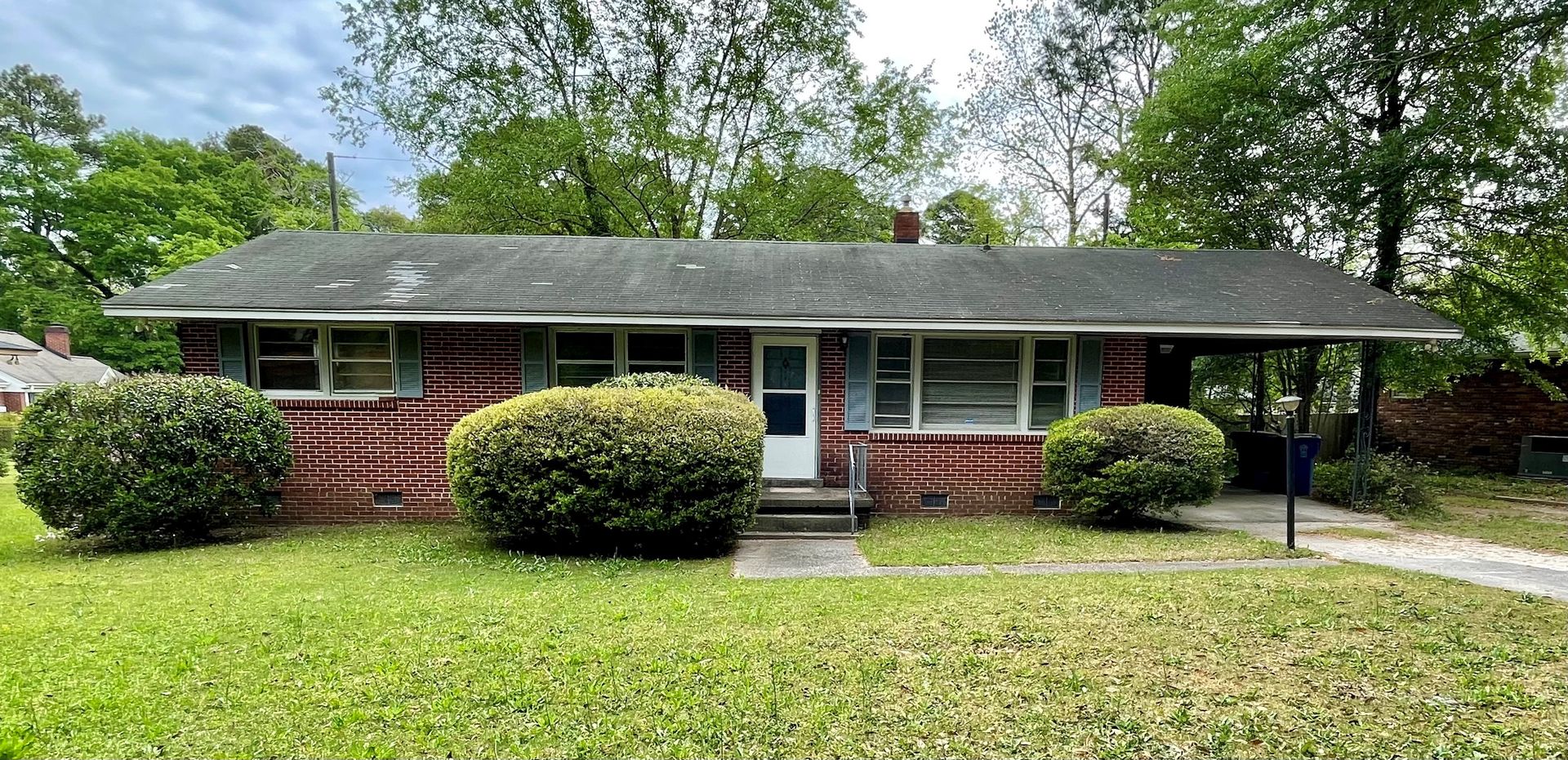 Columbia House: 1732 Boyer Drive