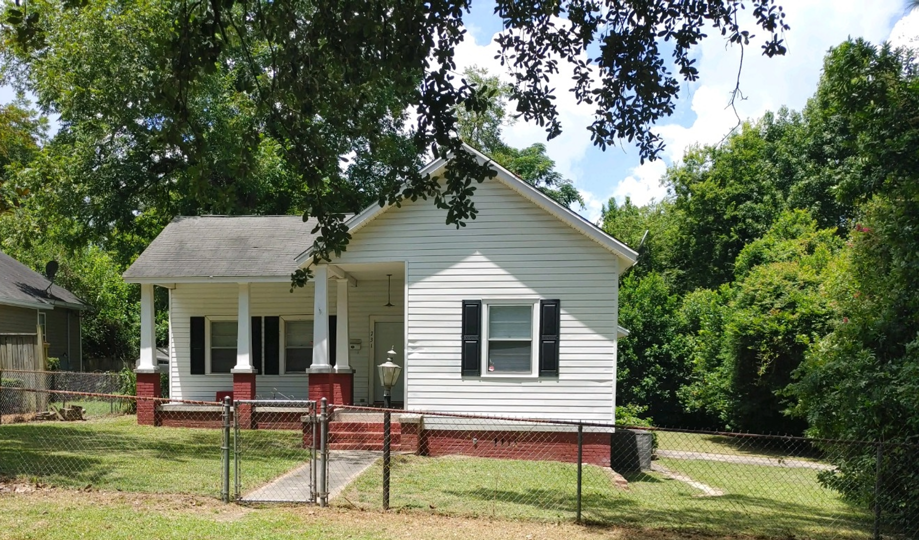 Columbia House: 731 Maryland Street
