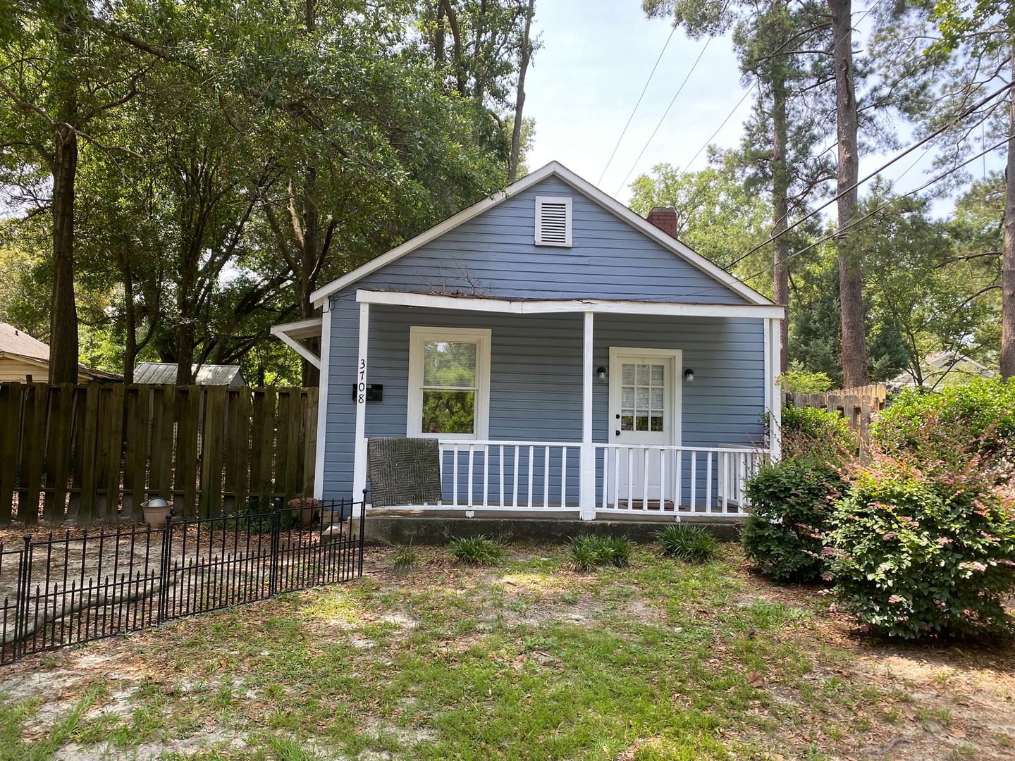 Columbia House: 3708 Harvard Ave