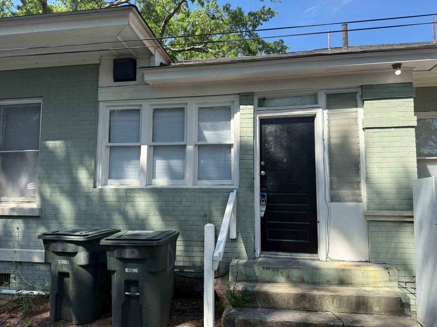 Columbia House: 2620 Main Street