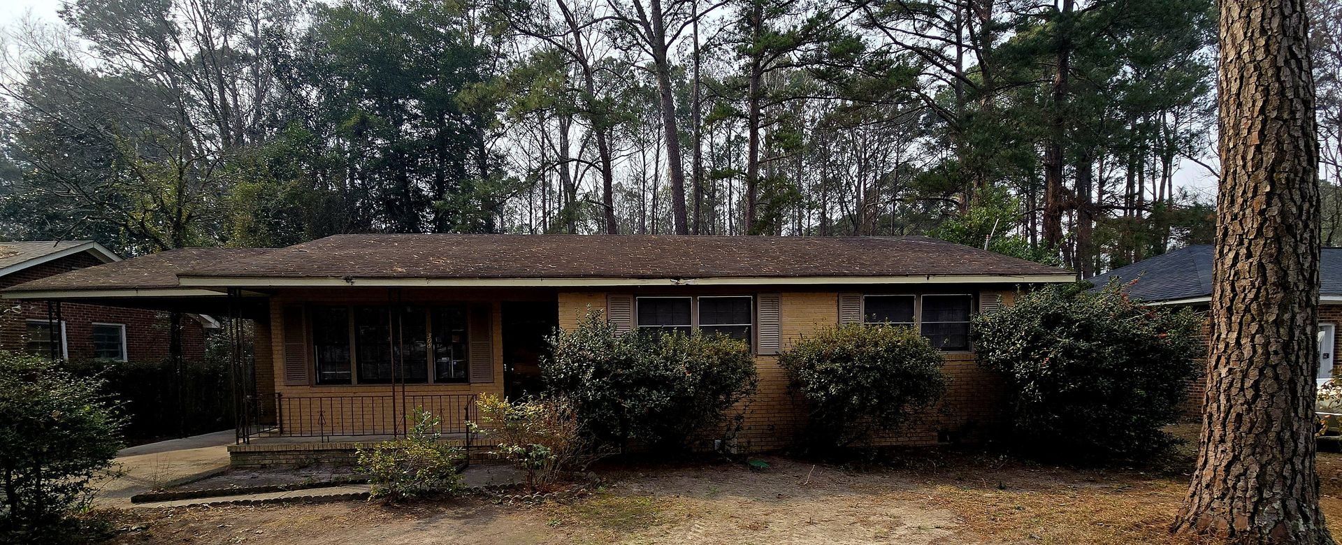 Columbia House: 308 Hickory Ridge Road