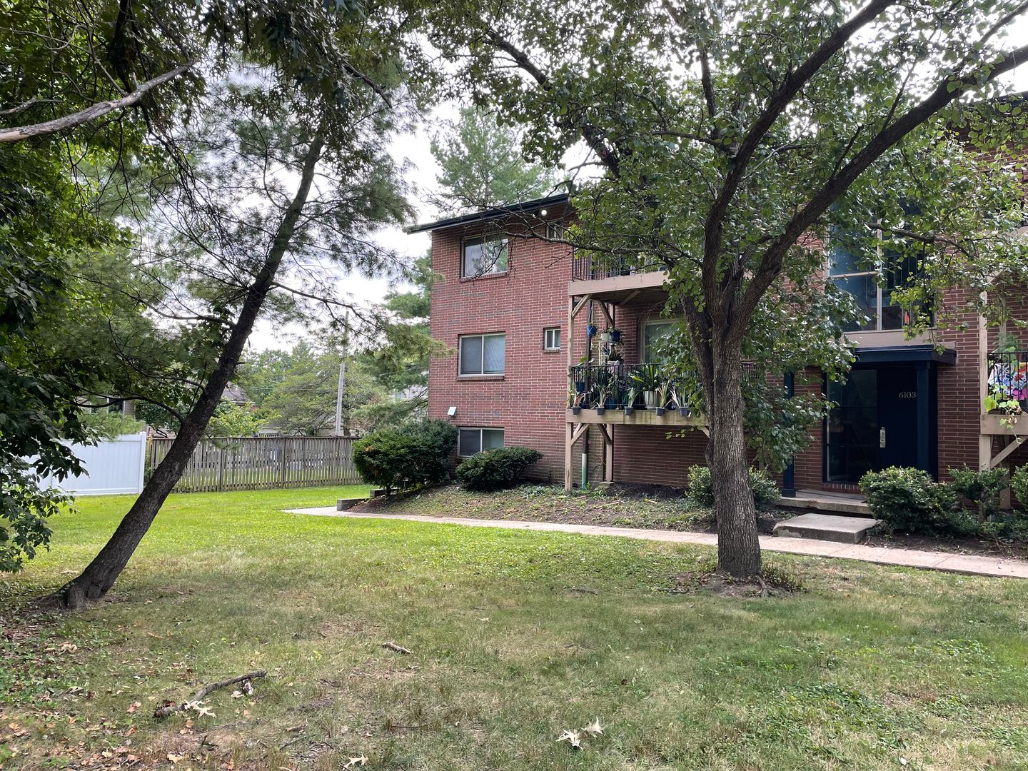 Baltimore Apartment: 6103-6109 Bellona Ave.